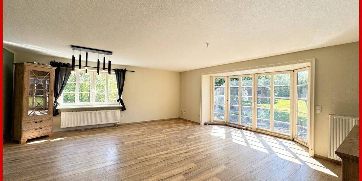 Mehrfamilienhaus, Wohnhaus Jübek - 6 Zimmer, 225 m&sup2;, 390.000&euro; | Angebot:26894347