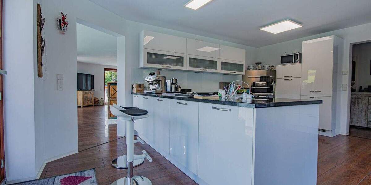 Moderne 3-Zimmer-Wohnung mit Aufzug in ruhiger Wohnlage in Blumberg - Epfenhofen 4 zimmer