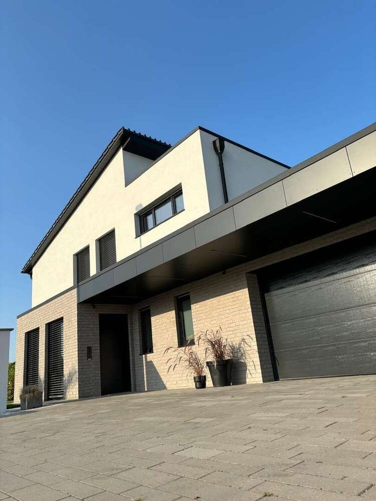 Haus zum Kaufen in Wolfsburg 959.000 € 270 m²