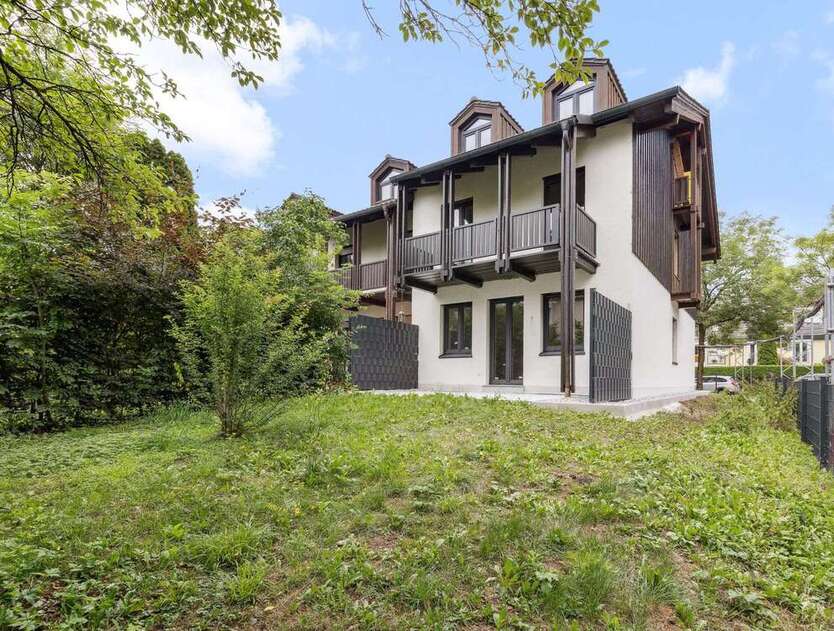 Haus zum Mieten in München 3.450 € 151 m²