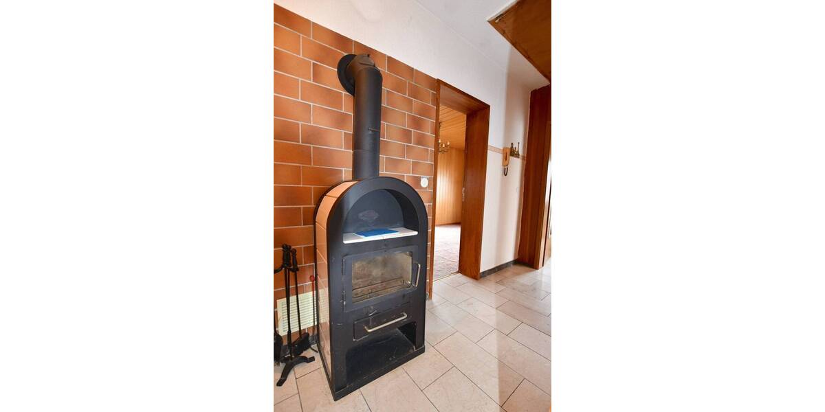 Einfamilienhaus Erbach Bullau - 5 Zimmer, 147 m&sup2;, 175.000&euro; | Angebot:25685208