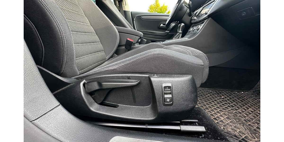 VW Passat CC 245.000 km 12.499 &euro; Tambach-Dietharz 99897