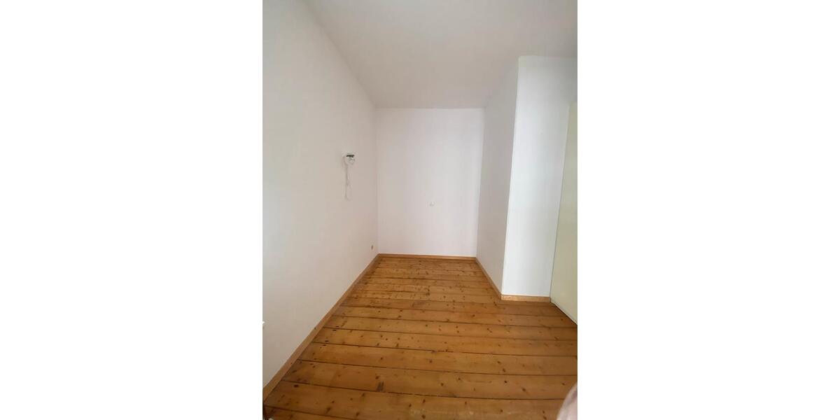 Hochparterre Hildesheim Oststadt/Stadtfeld - 4 Zimmer, 92 m&sup2;, 239.000&euro; | Angebot:26765444