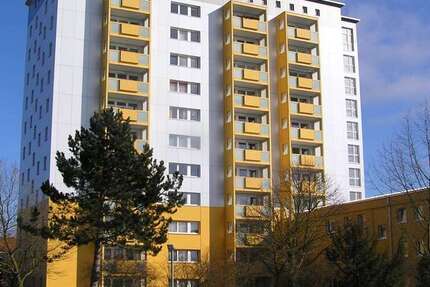 Wohnung zum Mieten in Lübeck 330 € 38.26 m²