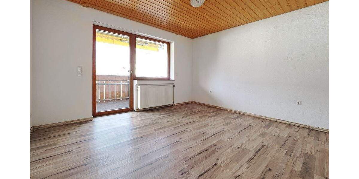 Mehrfamilienhaus, Wohnhaus Ertingen - 7 Zimmer, 195 m&sup2;, 450.000&euro; | Angebot:25821293