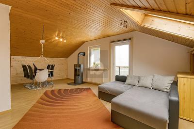 GEMÜTLICHES WOHNEN MIT BESONDEREM FLAIR 3 zimmer