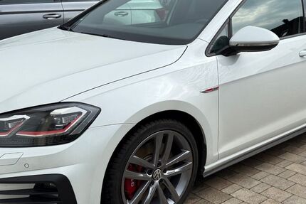 VW Golf 60.000 km 22.900 &euro; Obermichelbach 90587