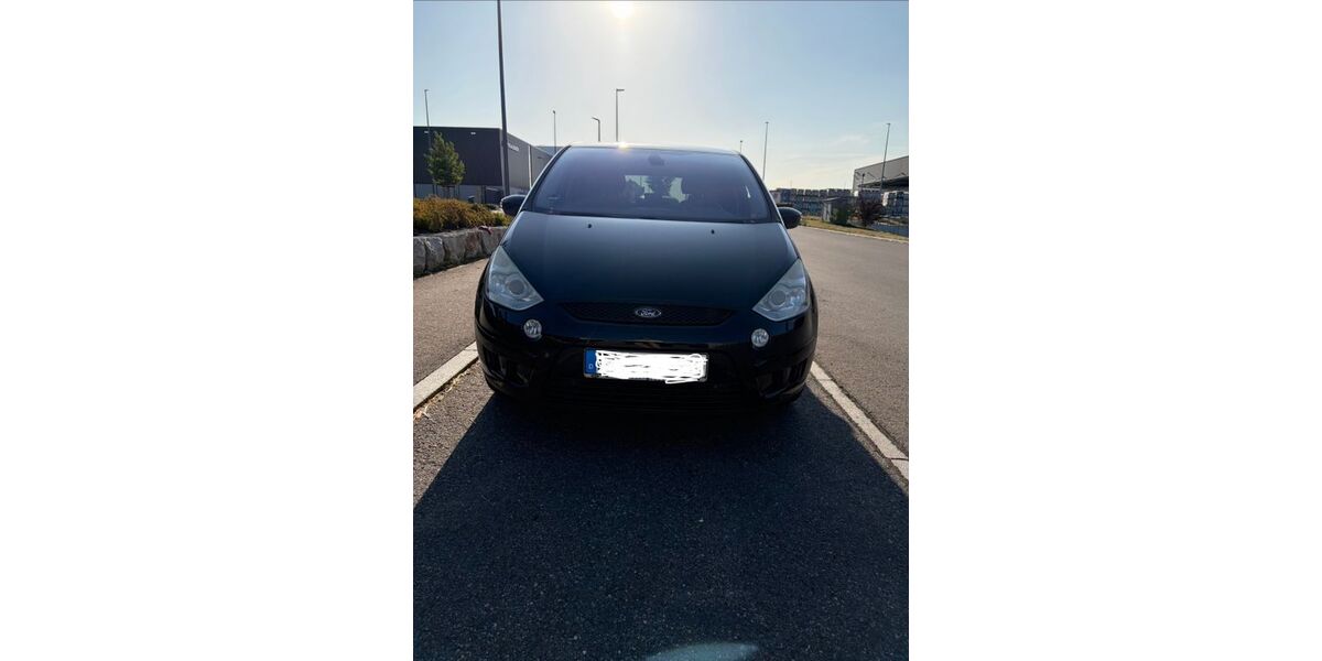 Ford S-Max 168.700 km 2.900 &euro; Nürtingen 72622