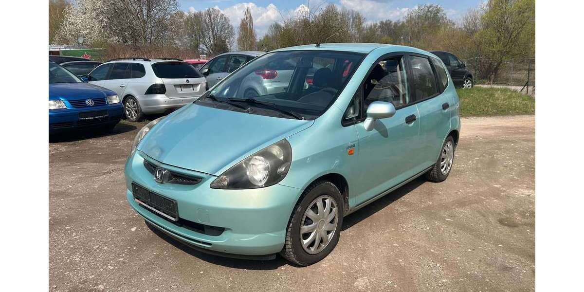 Honda Jazz 260.000 km 990 &euro; Chemnitz 09114