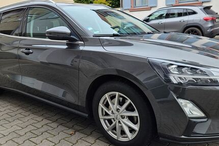 Ford Focus 94.000 km 12.800 &euro; Mannheim 68309