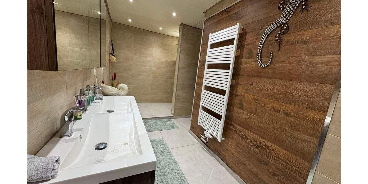 Reihenmittelhaus Olpe Stachelau - 6 Zimmer, 186 m&sup2;, 375.000&euro; | Angebot:25682668