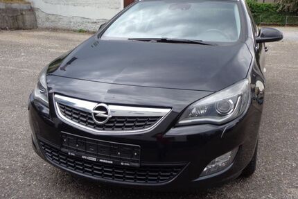 Opel Astra 312.000 km 2.890 € Stuttgart 70469