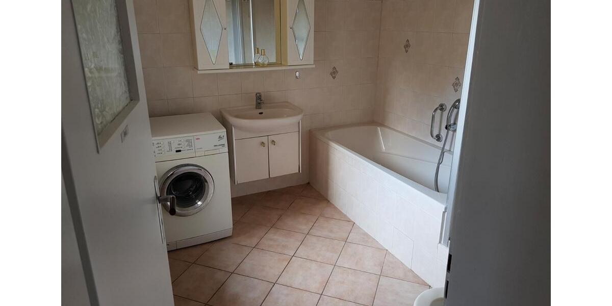 Einfamilienhaus Schwarzheide - 4 Zimmer, 130 m&sup2;, 425&euro; | Angebot:26296907