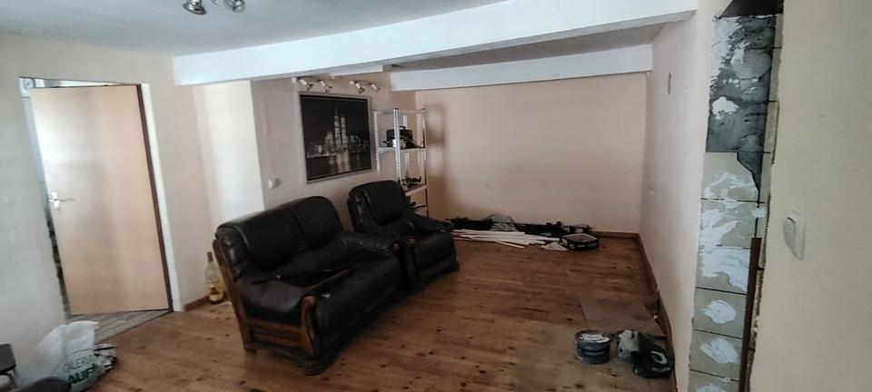 Doppelhaushälfte Tholey - 6 Zimmer, 130 m&sup2;, 54.000&euro; | Angebot:26324988