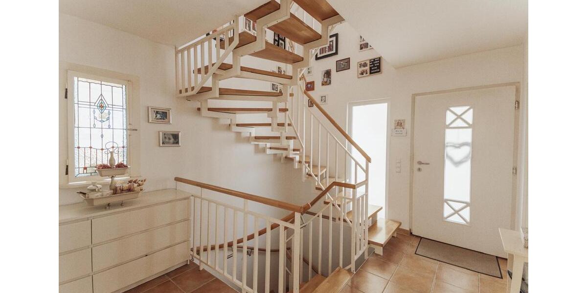 Einfamilienhaus Schwäbisch Hall - 9 Zimmer, 224 m&sup2;, 749.000&euro; | Angebot:26225579