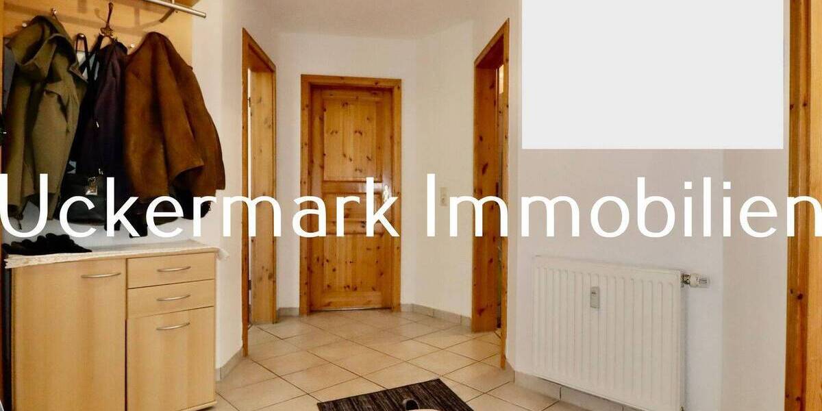 Etagenwohnung Zehdenick - 2 Zimmer, 64 m&sup2;, 129.000&euro; | Angebot:25880925