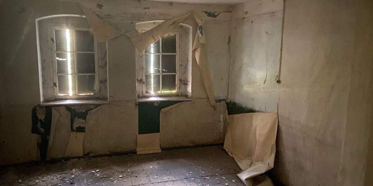 Mehrfamilienhaus, Wohnhaus Kaiserpfalz Wendelstein - 2 Zimmer, 400 m&sup2;, 150.000&euro; | Angebot:26878663