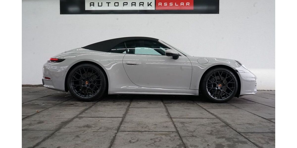 Porsche 992 8.100 km 149.880 &euro; Asslar 35614