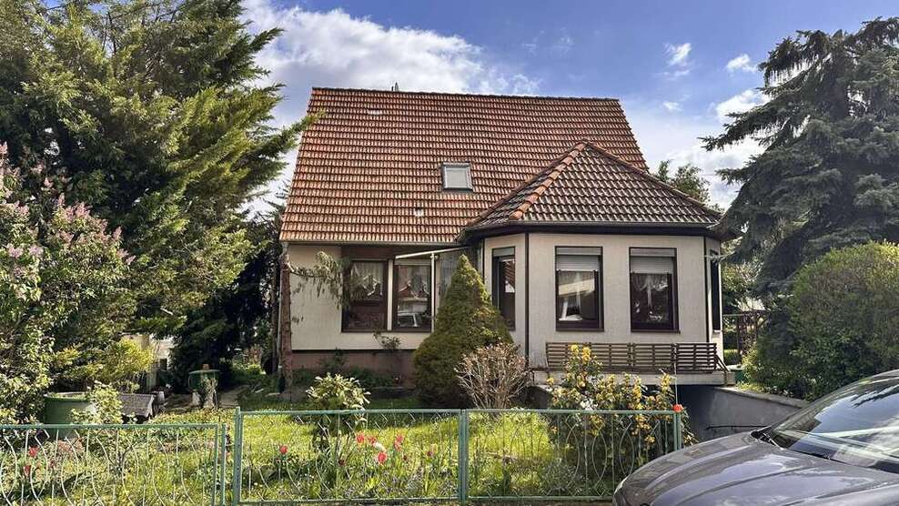 Haus zum Kaufen in Dachwig 140.000 € 134.74 m²