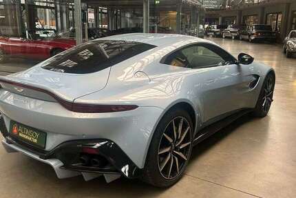 Aston Martin V8 33.000 km 92.900 € Düsseldorf 40591