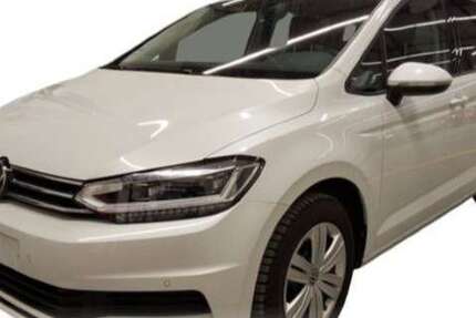 VW Touran 14.945 km 32.490 &euro; Haiger 35708