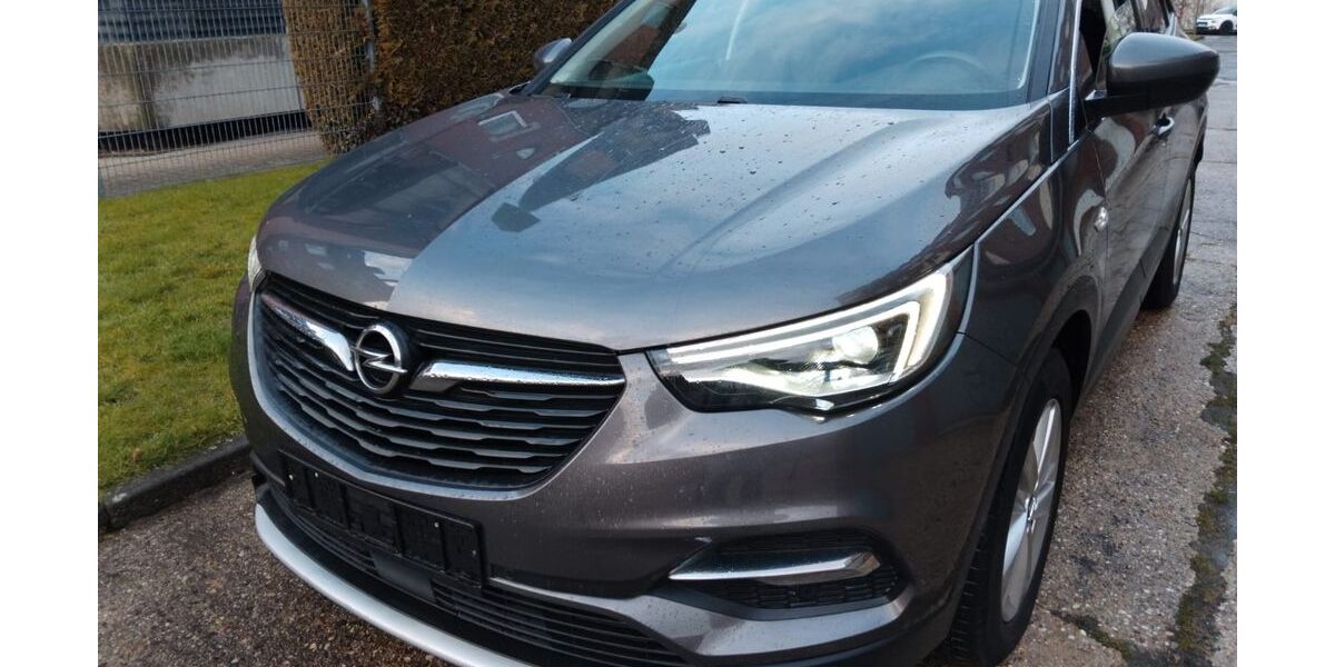 Opel Grandland (X) 153.400 km 12.300 &euro; Aachen 52068