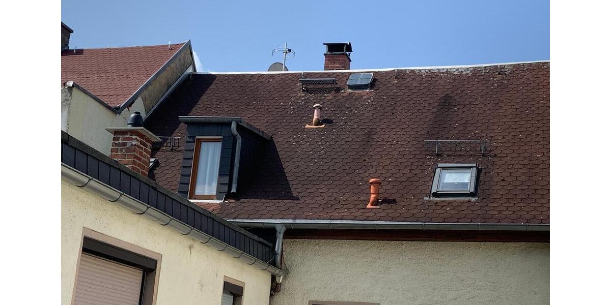 Reihenhaus Werdau - 9 Zimmer, 180 m&sup2;, 89.000&euro; | Angebot:25900449