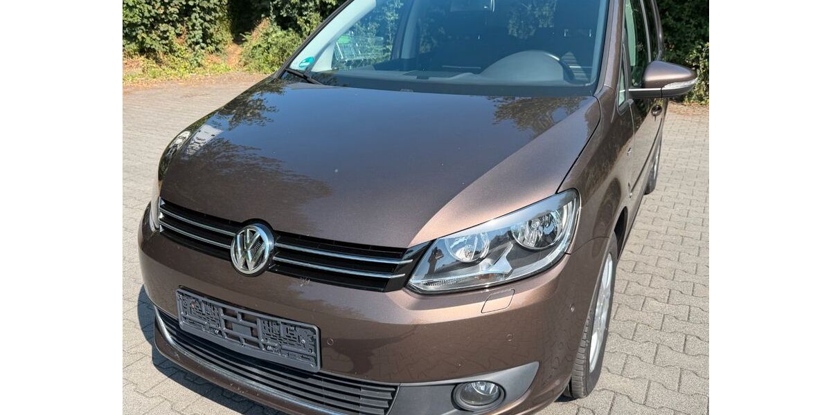 VW Touran 132.000 km 9.900 &euro; Bensheim 64625