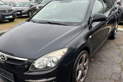 Hyundai i30 190.000 km 2.900 &euro; Merzig 66663