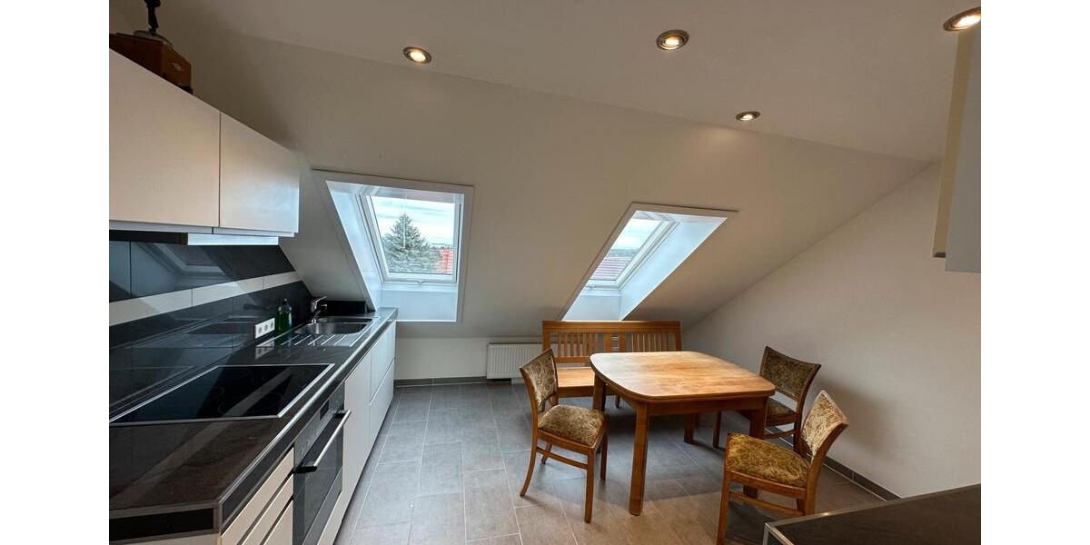 Dachgeschoßwohnung Erfurt Hochheim - 2 Zimmer, 52 m&sup2;, 600&euro; | Angebot:25561210