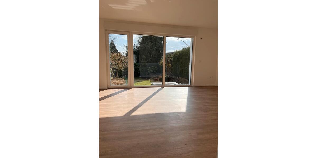 Reihenhaus Holzwickede - 4 Zimmer, 100 m&sup2;, 1.295&euro; | Angebot:25511637