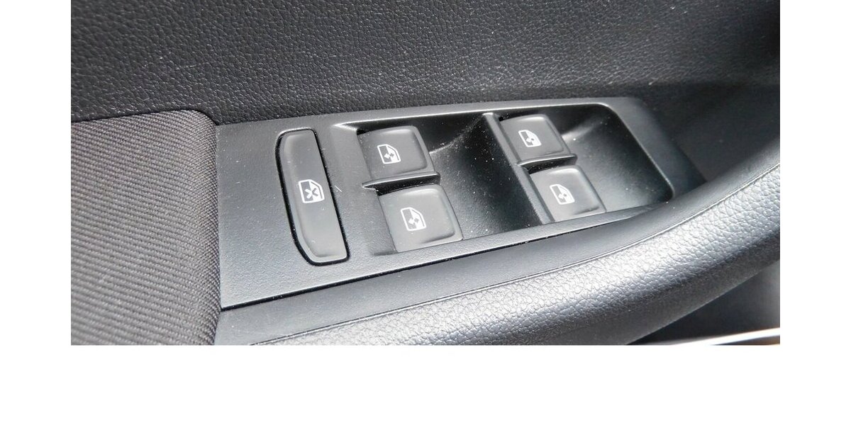 Skoda Fabia 1.0 Ambition TSI BMT Navi Klima 25.700 km 15.990 &euro; Vordorf 38533