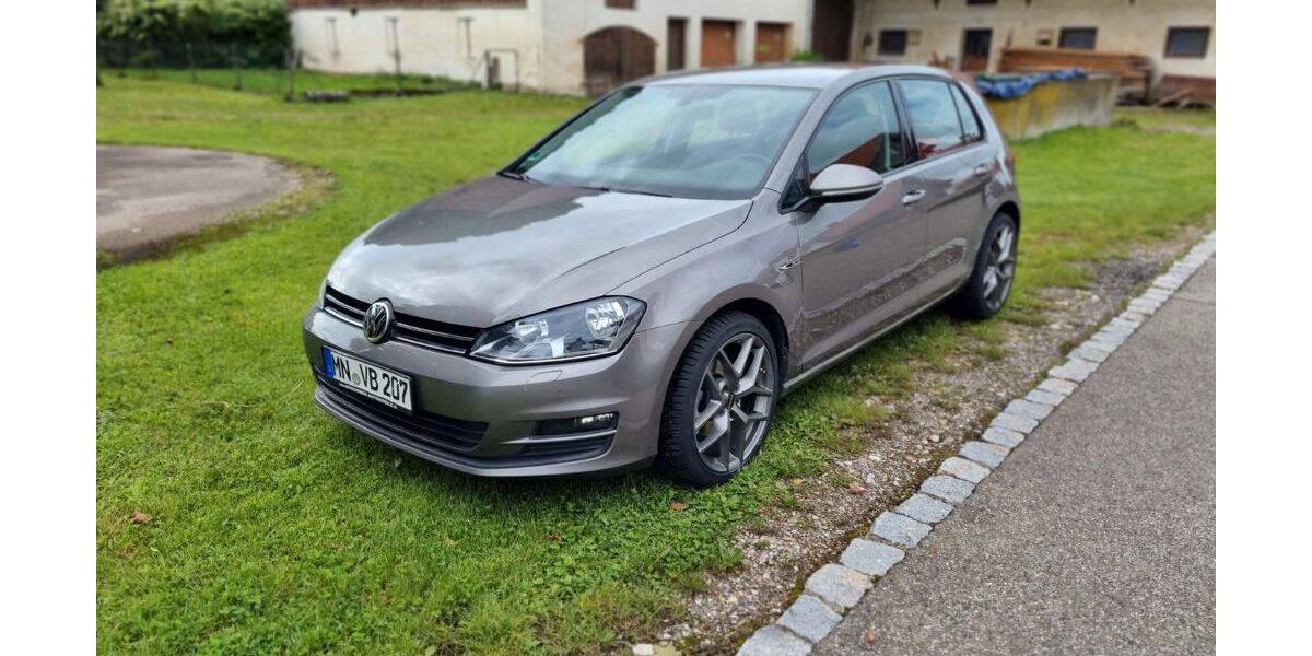 VW Golf 157.107 km 7.500 &euro; Legau 87764