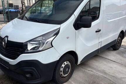 Renault Trafic 269.000 km 4.980 &euro; Berlin 10585