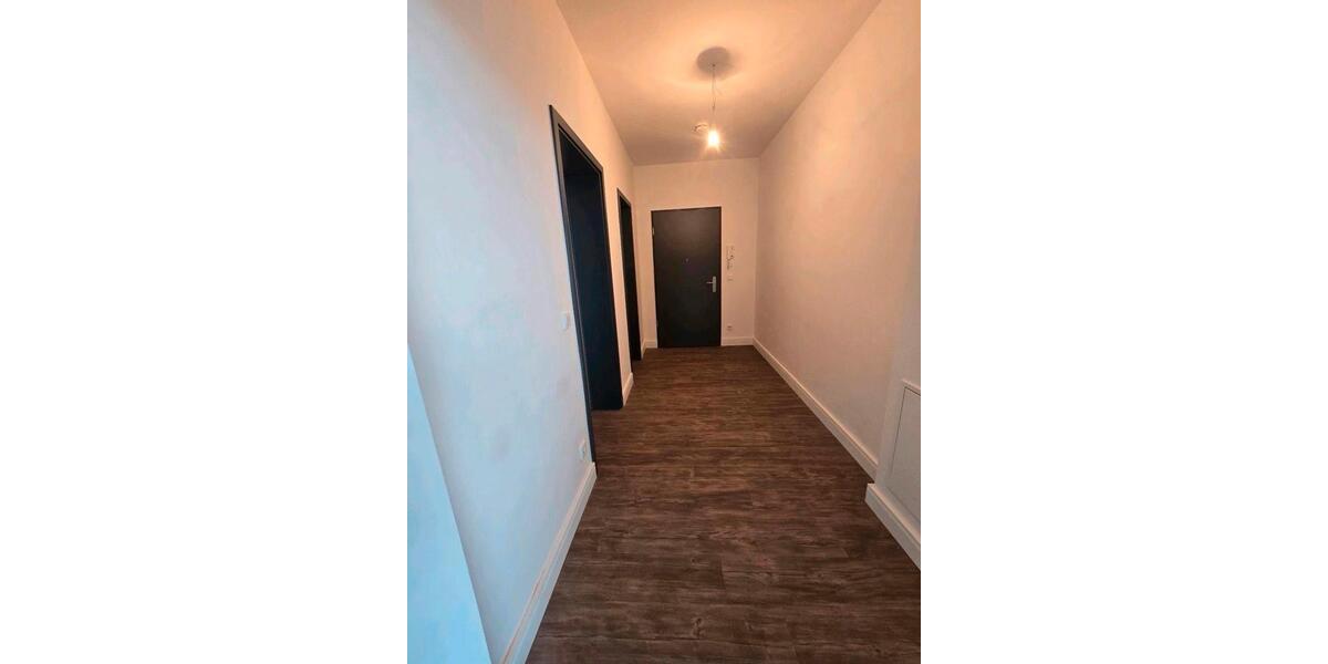 Einfamilienhaus Burg - 2 Zimmer, 77 m&sup2;, 700&euro; | Angebot:25721882