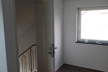 Wohnung Giengen an der Brenz - 3 Zimmer, 65 m&sup2;, 850&euro; | Angebot:26493416