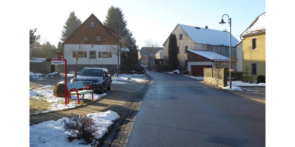 Etagenwohnung Schirnding - 2 Zimmer, 67 m&sup2;, 350&euro; | Angebot:25280521