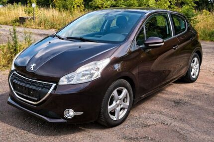 Peugeot 208 155.800 km 3.900 &euro; Haldensleben 39340
