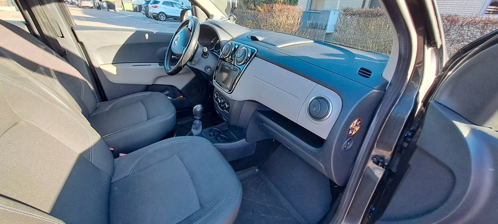 Dacia Lodgy 128.000 km 6.999 &euro; Friolzheim 71292