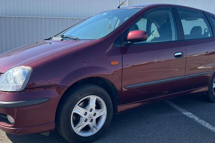 Nissan Almera Tino 136.000 km 1.200 &euro; Berlin 12057