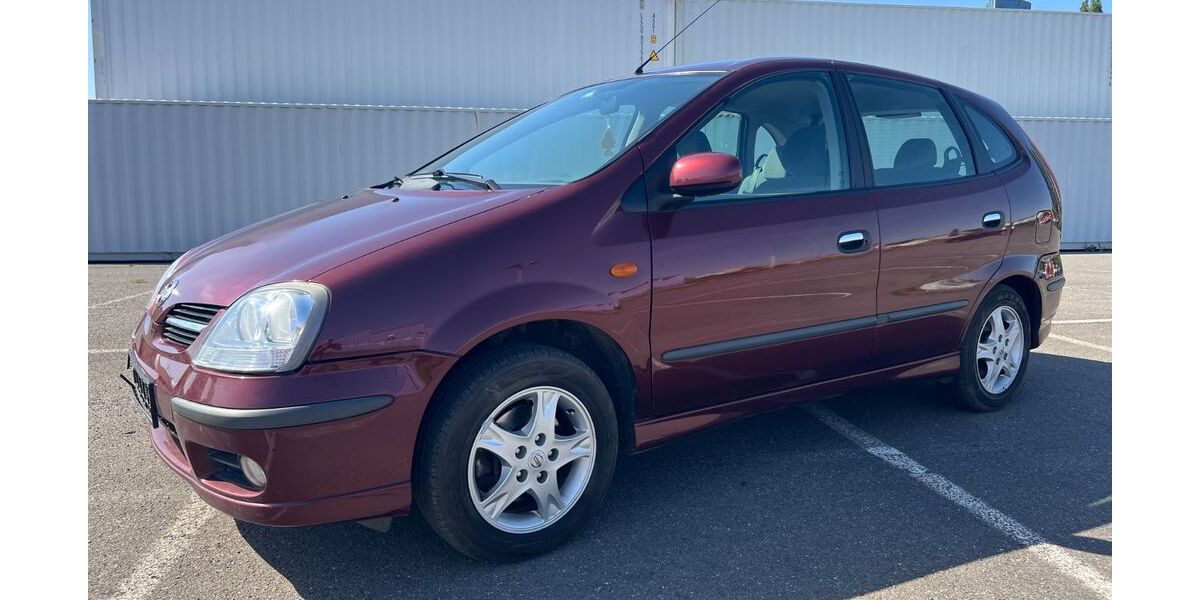 Nissan Almera Tino 136.000 km 1.499 &euro; Berlin 12057