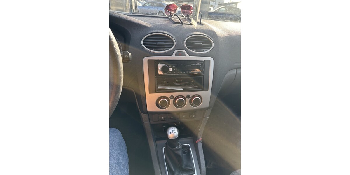 Ford Focus 185.755 km 2.600 &euro; Rödermark 63322