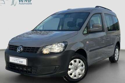 VW Caddy 123.877 km 9.590 &euro; Hamburg 22045