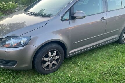 VW Golf 86.330 km 7.200 &euro; Schiffdorf 27619