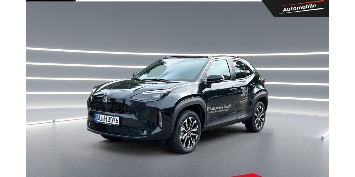 Toyota Yaris Cross 8.000 km 28.990 &euro; Remscheid 42859