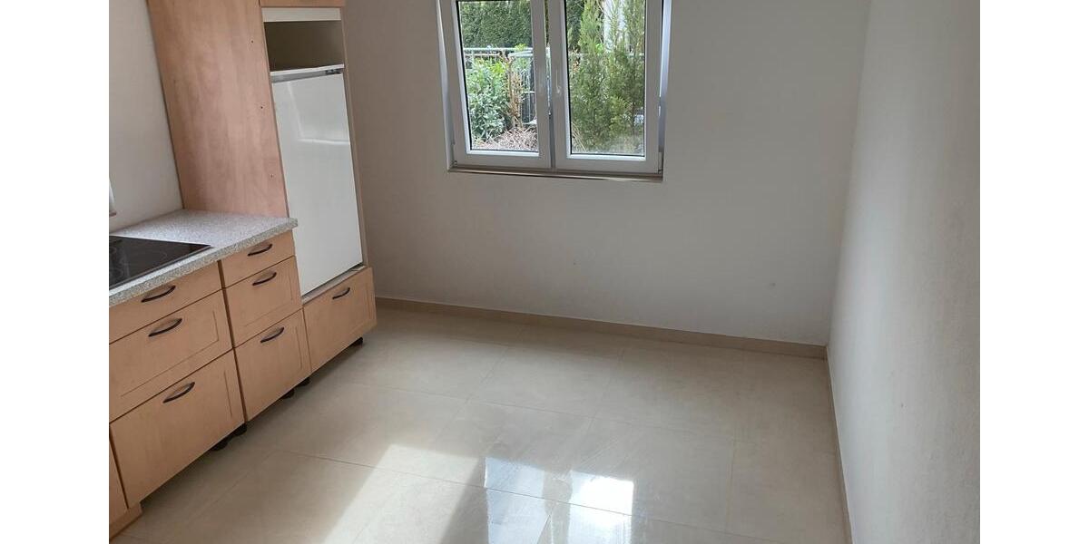 Etagenwohnung Markgröningen - 1 Zimmer, 60 m&sup2;, 1.000&euro; | Angebot:25902079