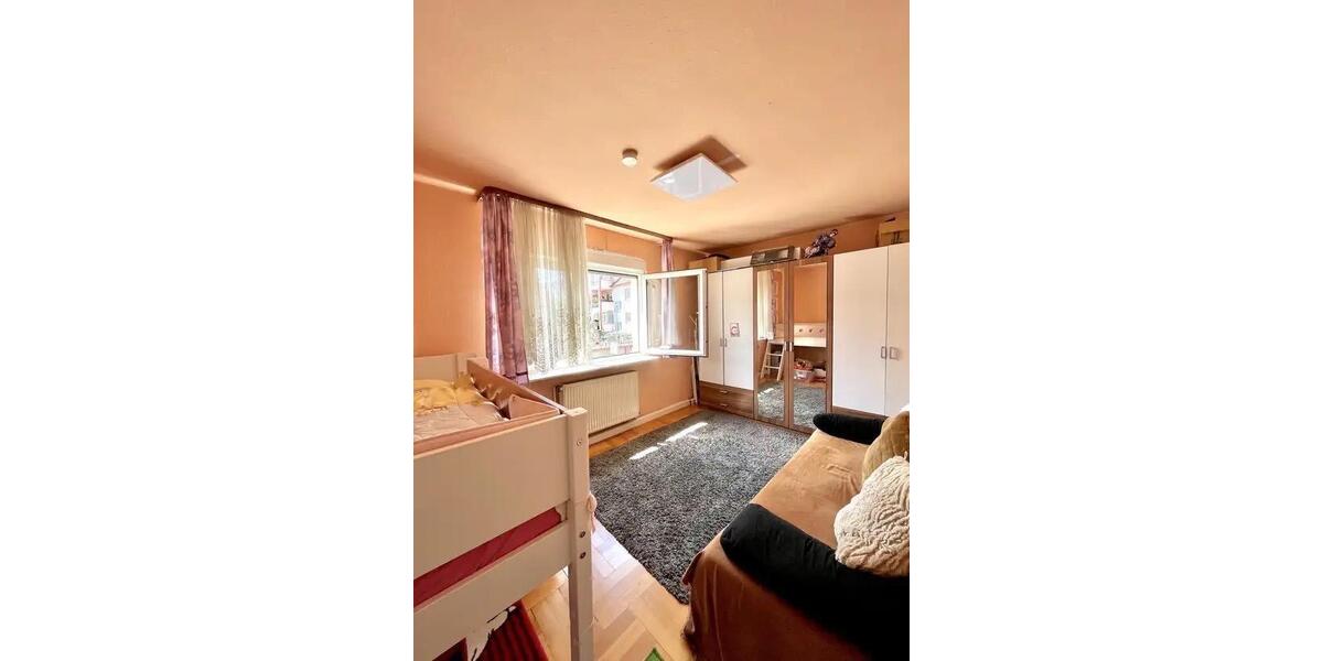 Mehrfamilienhaus, Wohnhaus Kornwestheim - 8.5 Zimmer, 189 m&sup2;, 620.000&euro; | Angebot:26137817