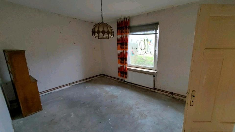 Mehrfamilienhaus, Wohnhaus Wurster Nordseeküste - 8 Zimmer, 180 m&sup2;, 120.000&euro; | Angebot:26222004