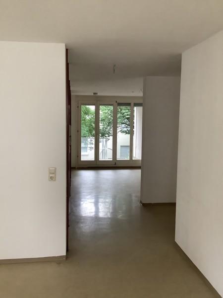 Frisch für Sie saniert – Schöne 3 Zimmer Wohnung! zimmer