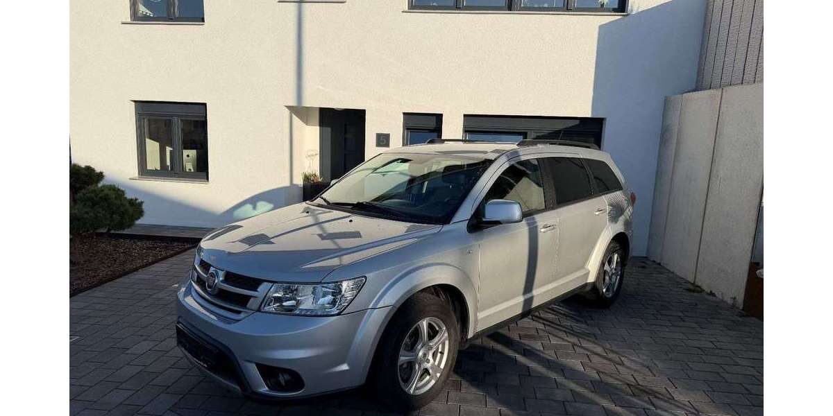 Fiat Freemont 111.000 km 10.999 &euro; Obersulm 74182